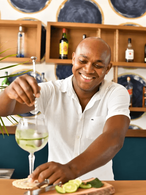 GUEST SERVICES
