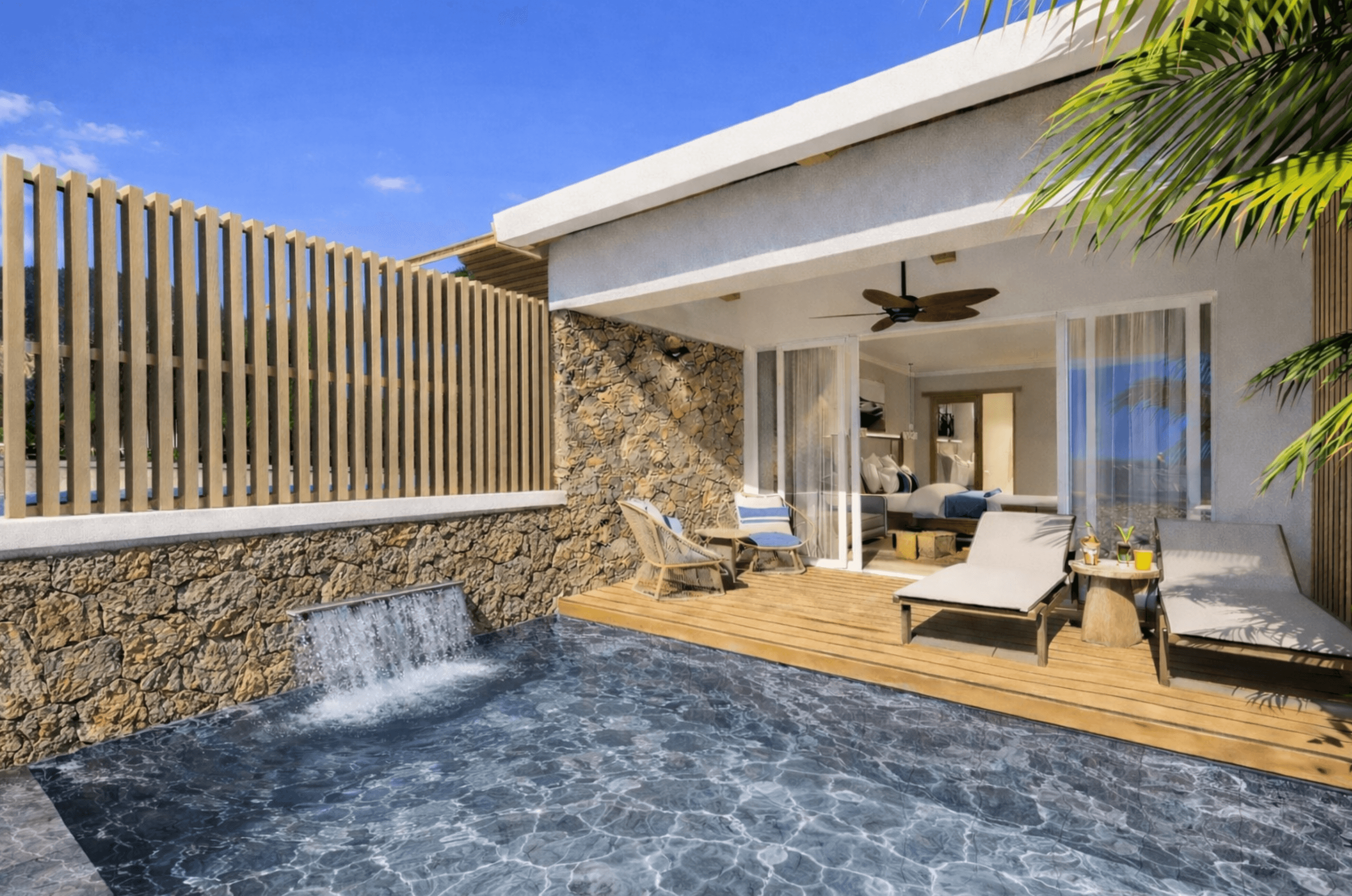 Junior Suite bathroom and balcony